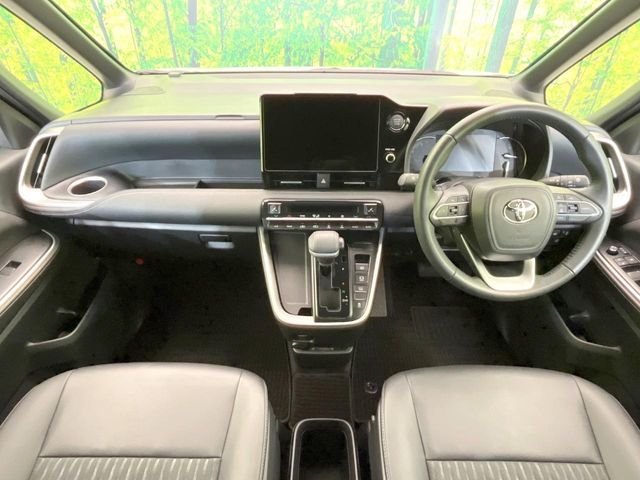TOYOTA NOAH 2024 Image 31