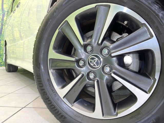 TOYOTA VOXY 2018 Image 31