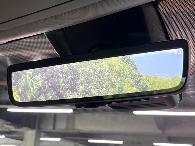 TOYOTA RAV4 HYBRID 4WD 2022 Image 31