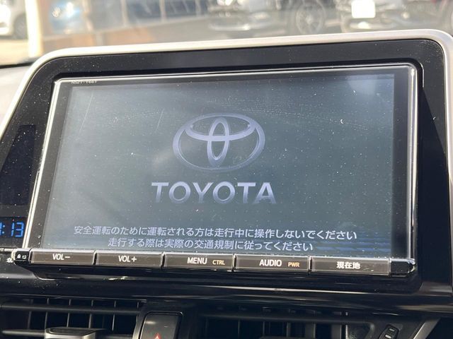 TOYOTA C-HR 2017 Image 31