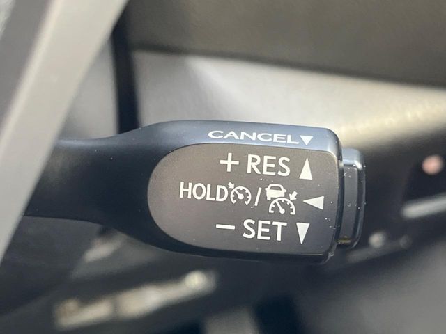 TOYOTA C-HR 2017 Image 31