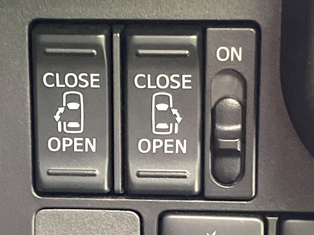 TOYOTA ROOMY 2017 Image 31