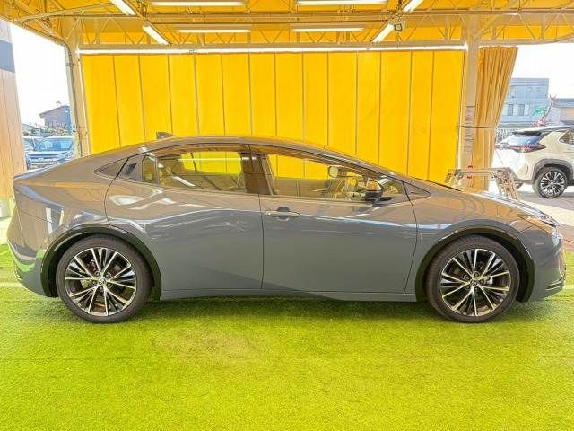 TOYOTA PRIUS 2023 Image 31