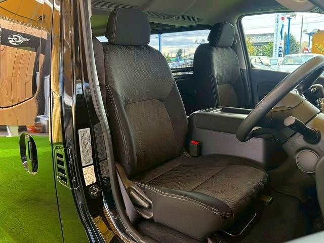 NISSAN CARAVAN VAN 4WD 2024 Image 31