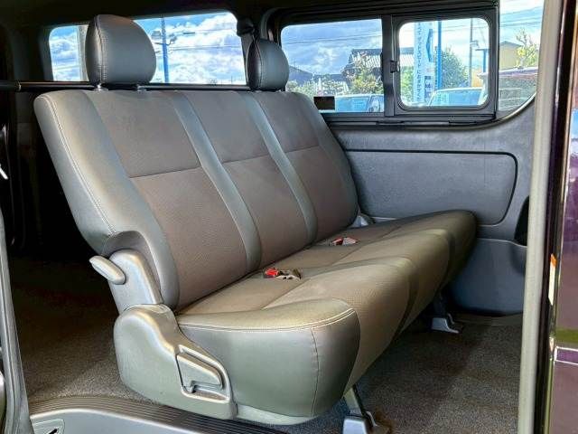 TOYOTA HIACE VAN 2WD 2020 Image 31