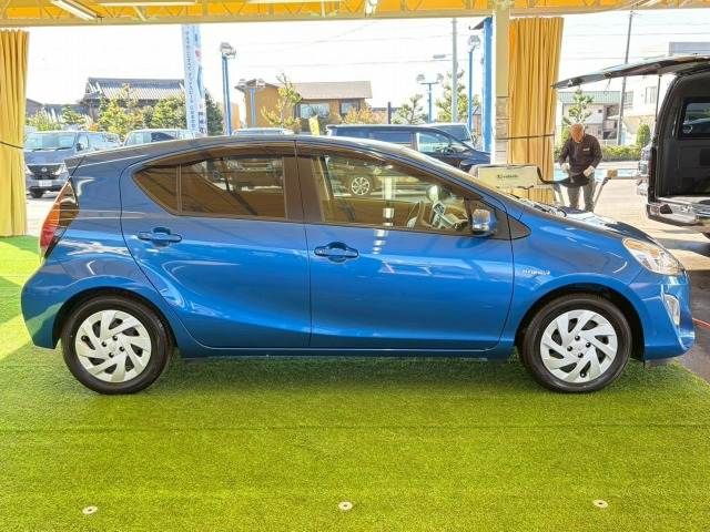 TOYOTA AQUA 2016 Image 31