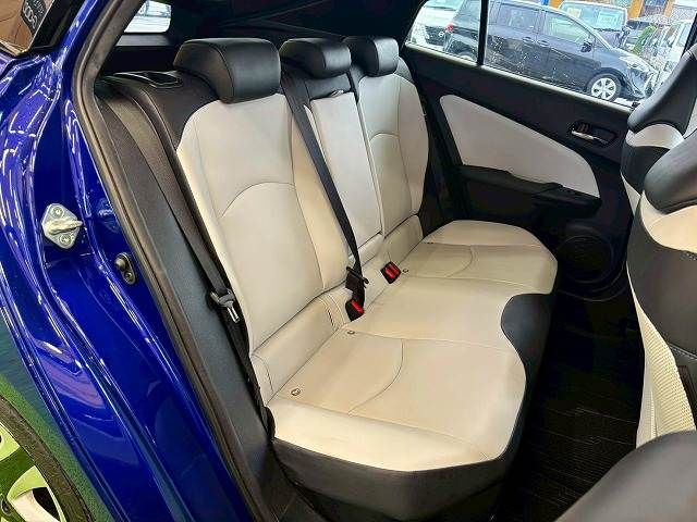 TOYOTA PRIUS 2016 Image 31