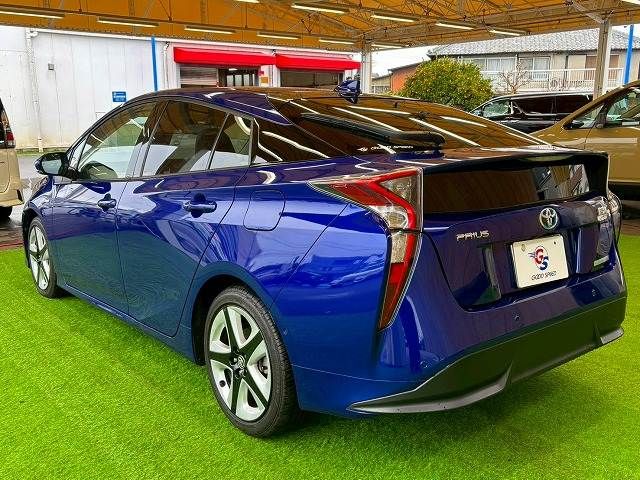 TOYOTA PRIUS 2016 Image 31