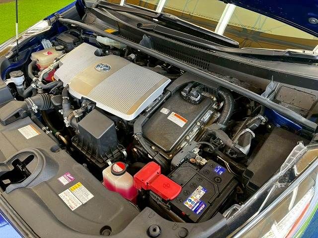 TOYOTA PRIUS 2016 Image 31