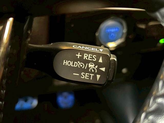 TOYOTA PRIUS 2019 Image 31