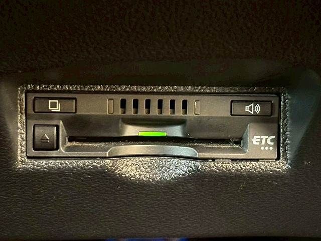 TOYOTA PRIUS 2019 Image 31