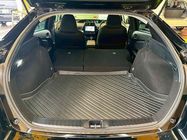 TOYOTA PRIUS 2019 Image 31