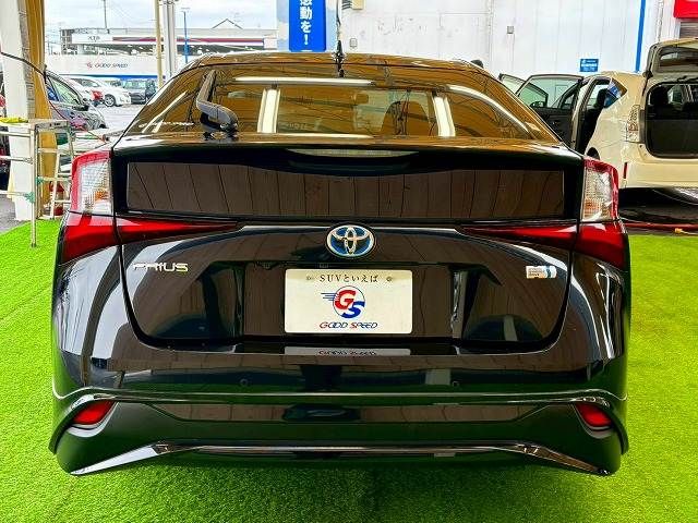 TOYOTA PRIUS 2019 Image 31