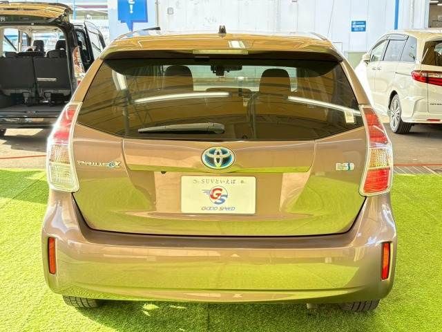 TOYOTA PRIUS ALPHA 2015 Image 31