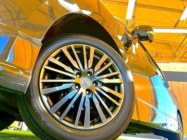 NISSAN ELGRAND 2018 Image 31