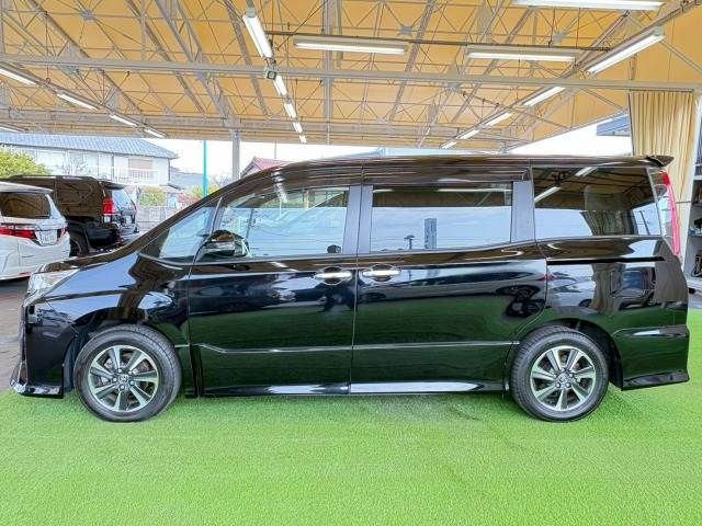 TOYOTA NOAH 2019 Image 31