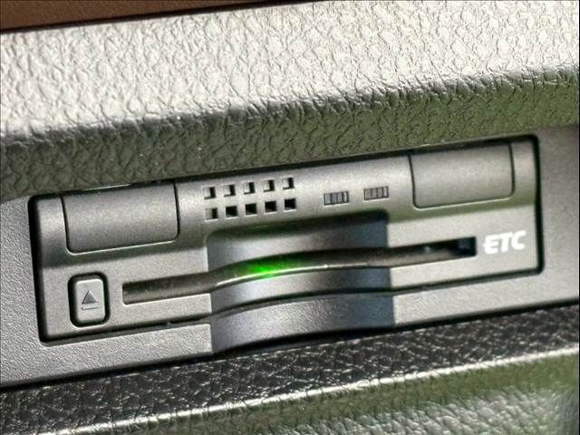 TOYOTA ESQUIRE HYBRID 2015 Image 31