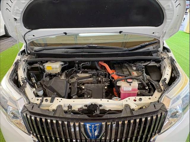 TOYOTA ESQUIRE HYBRID 2015 Image 31