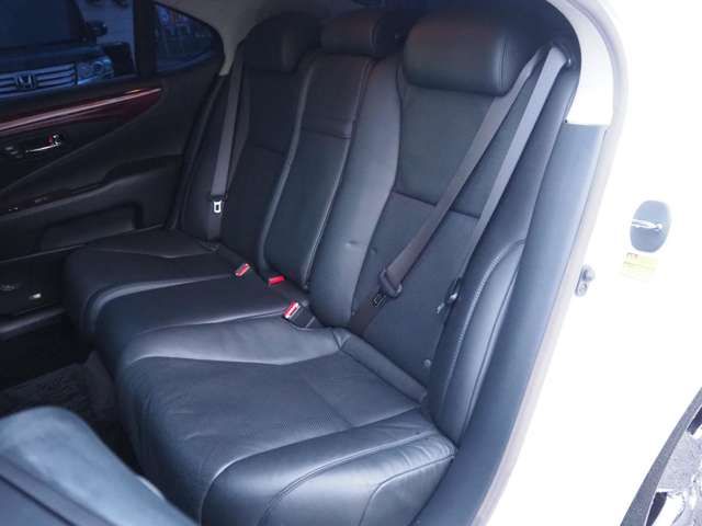 TOYOTA LEXUS LS460 2007 Image 31