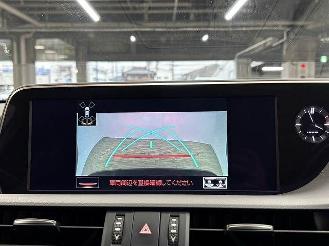 TOYOTA LEXUS ES300H 2019 Image 31