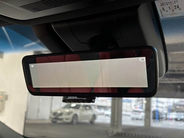 TOYOTA LEXUS ES300H 2019 Image 31