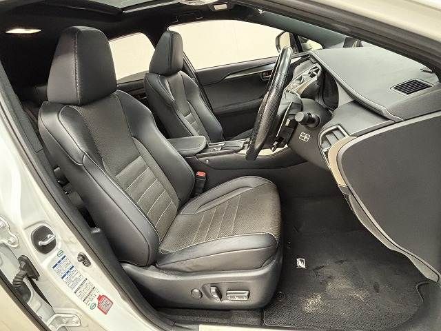 TOYOTA LEXUS NX300H AWD 2015 Image 31