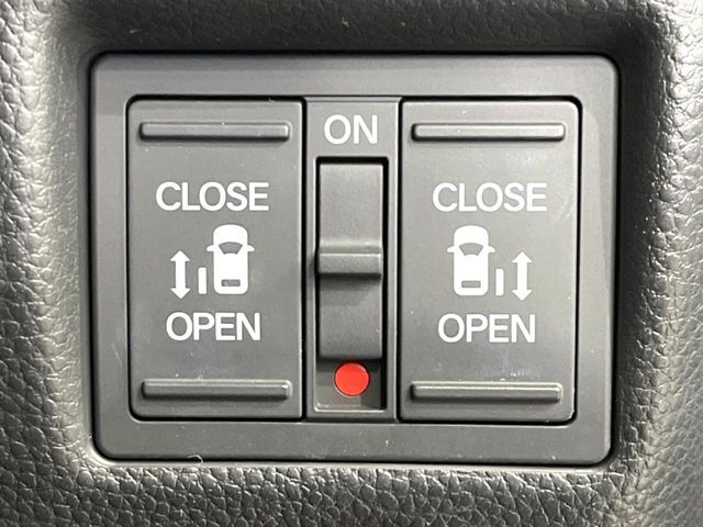 HONDA N BOX CUSTOM 2020 Image 31