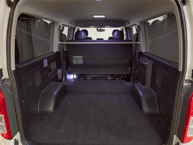 TOYOTA HIACE VAN 2WD 2016 Image 31