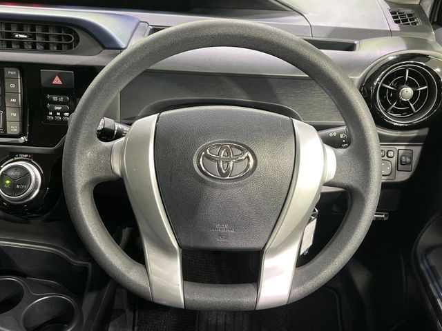 TOYOTA AQUA 2017 Image 31