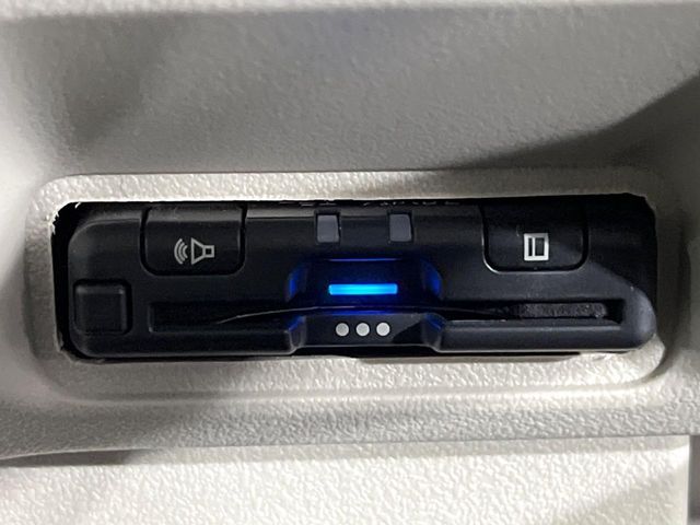 HONDA N BOX 2025 Image 31