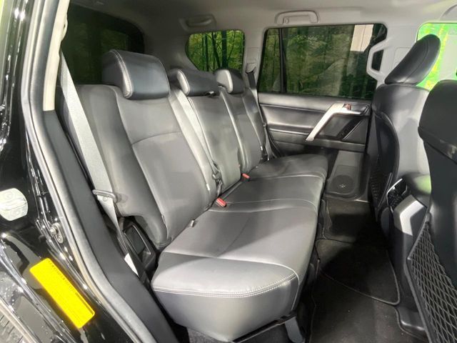 TOYOTA LANDCRUISER PRADO 2022 Image 31