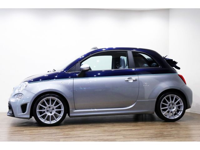 FIAT ABARTH 695 2019 Image 31