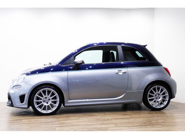 FIAT ABARTH 695 2019 Image 31