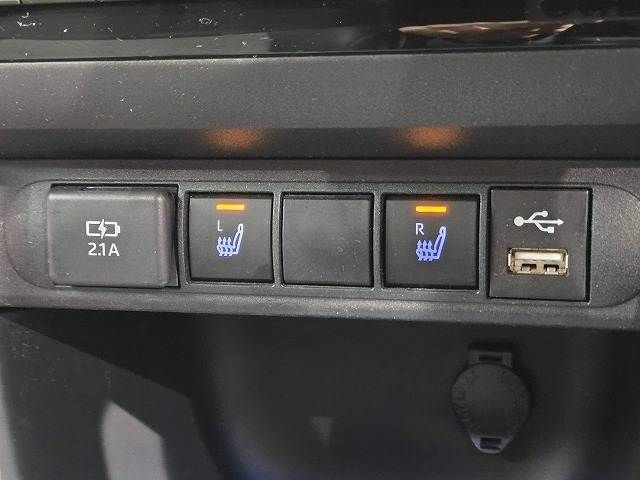 TOYOTA YARIS CROSS HYBRID 2021 Image 31