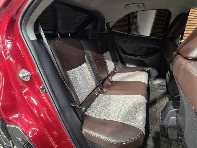 TOYOTA YARIS CROSS HYBRID 2021 Image 31