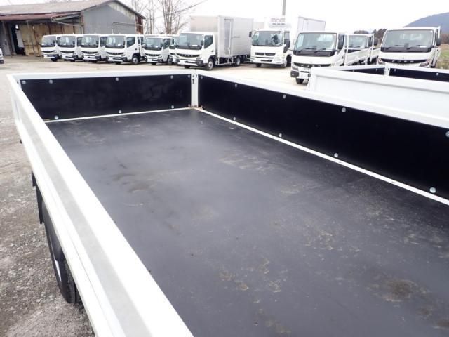 MITSUBISHI CANTER 2025 Image 31