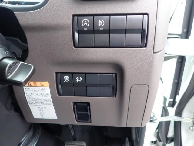 MITSUBISHI CANTER 2025 Image 31