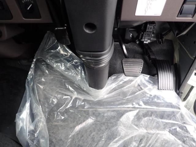 MITSUBISHI CANTER 2025 Image 31