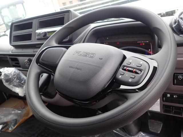 MITSUBISHI CANTER 2025 Image 31