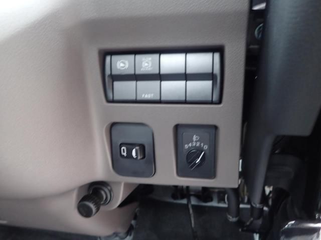 MITSUBISHI CANTER 2025 Image 31