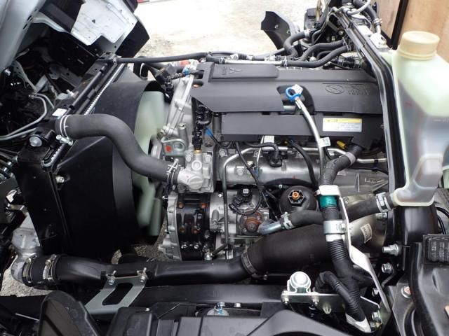 MITSUBISHI CANTER 2025 Image 31