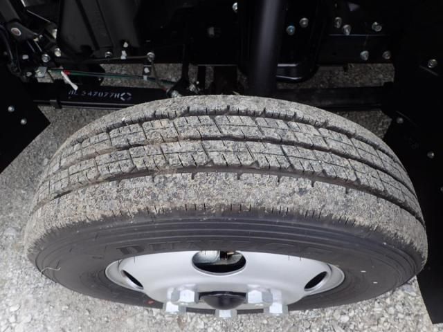 MITSUBISHI CANTER 2025 Image 31