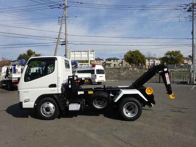 MITSUBISHI CANTER 2025 Image 31