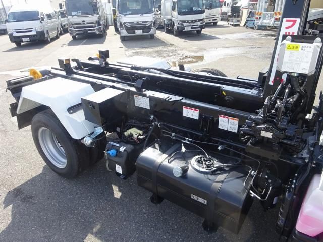 MITSUBISHI CANTER 2025 Image 31