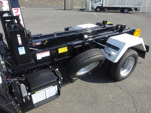 MITSUBISHI CANTER 2025 Image 31