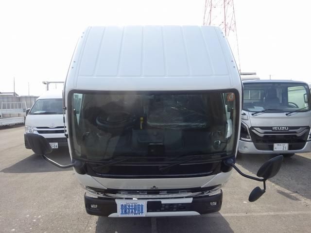 MITSUBISHI CANTER 2025 Image 31