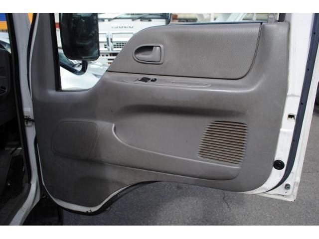 MAZDA TITAN 2004 Image 31