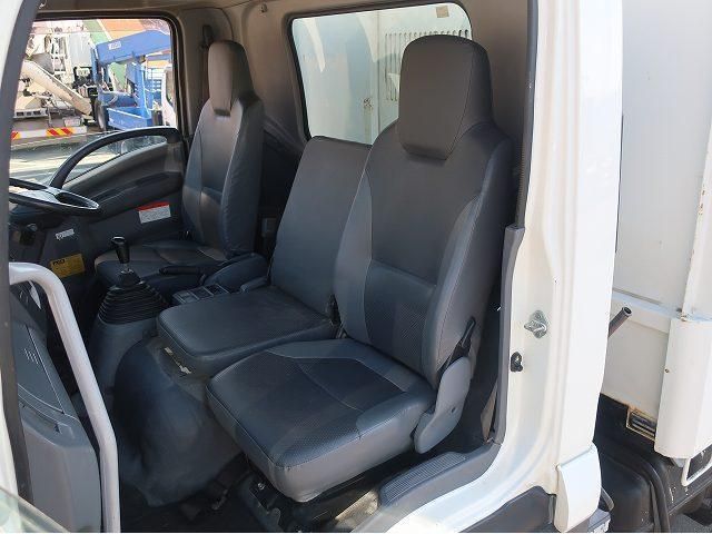 ISUZU FORWARD 2013 Image 31