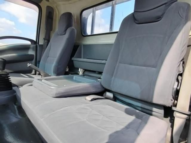 ISUZU ELF 2013 Image 31