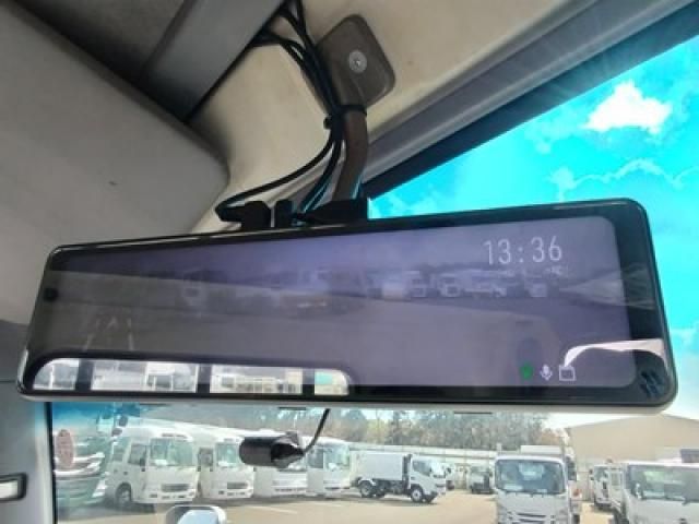 ISUZU ELF 2013 Image 31